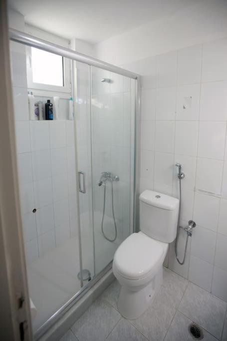 Karantou Villa Tiros Luaran gambar