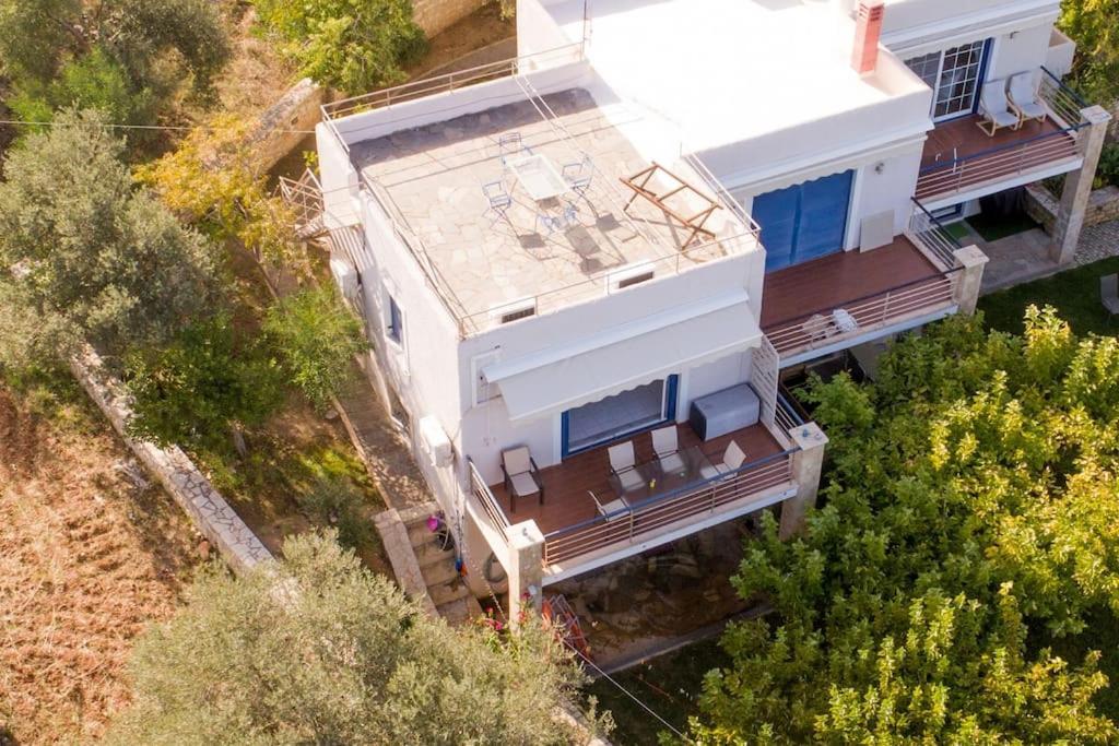 Karantou Villa Tiros Luaran gambar