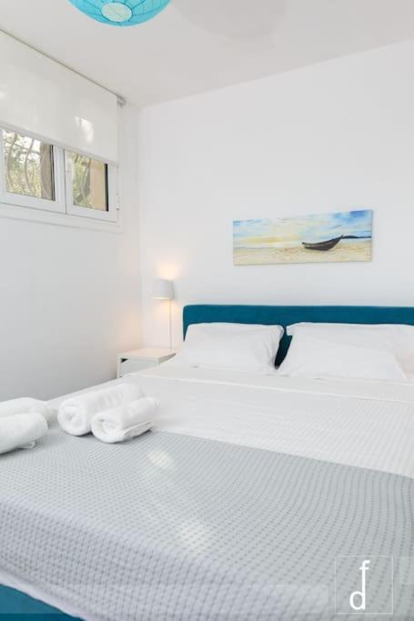 Karantou Villa Tiros Luaran gambar