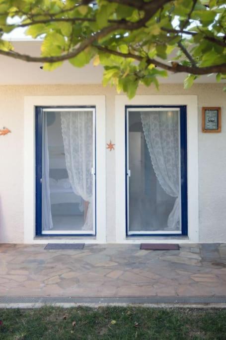 Karantou Villa Tiros Luaran gambar